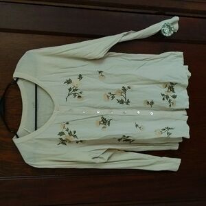 J. Jill Pale Yellow Long Sleeve Floral Embroidered Button Down Top Size Large